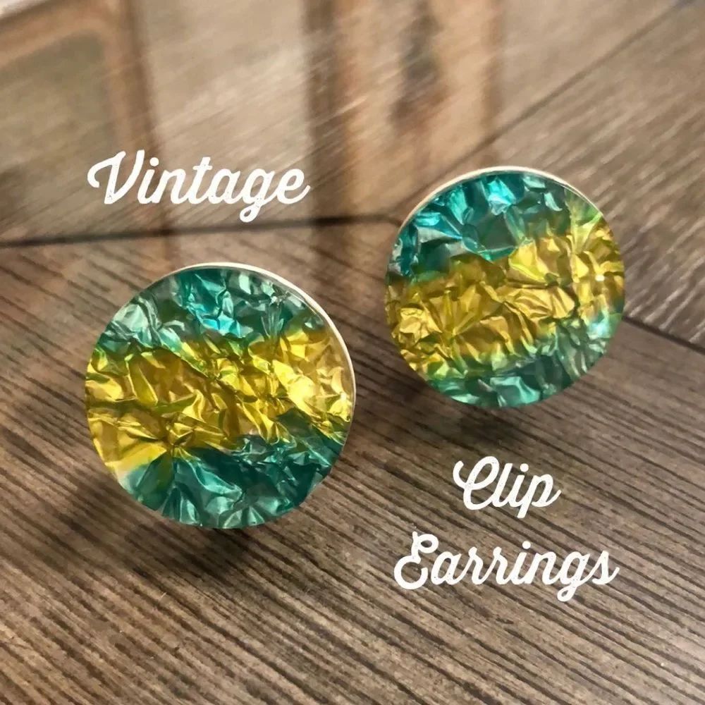 Vintage Lucite Round Button Earrings With Foil & Striped Design